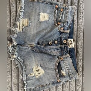 Umgee denim shorts size 28 💫